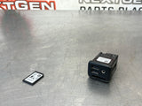 2022 CAMARO SS AUXILIARY JACK RECEPTACLE WITH NAV CARD 84789791 OEM #454