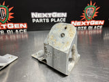 97-04 C5 CORVETTE MOTOR MOUNT BRACKET 10260642 10260643 #633