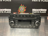 2011 DODGE RAM 2500 5.7 RADIO CD PLAYER OEM PO5091228AC #735