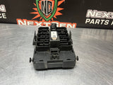 2011 GMC SIERRA K2500 UNDER DASH FUSE JUNCTION BOX 20813086 OEM #1090