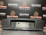 04-06 PONTIAC GTO LICENSE PLATE TRUNK FILLER PANEL OEM #784