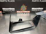 97-04 C5 CORVETTE RH PASSENGER SIDE HEADLIGHT TRIM BEZEL 10435412 OEM #708