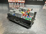 2005 GMC SIERRA 2500HD UNDERHOOD FUSEBOX 15115618-02 OEM #1331