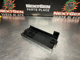 2011 FORD MUSTANG GT FUSE BOX RELAY MODULE COVER LID OEM 6E5T-14A003-AB #3886