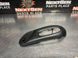 97-04 C5 CORVETTE RH PASSENGER SEAT CONTROL UNIT HOUSING BEZEL 12455427 #1368