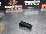 08 - 09 PONTIAC G8 TRACTION CONTROL BUTTON OEM 92204390 #1423