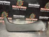 05-13 C6 CORVETTE RH PASSENGER SIDE FRONT LOWER B PILLAR TRIM OEM 15259173 #1407