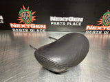 04-06 PONTIAC GTO FRONT HEAD REST PURPLE OEM #784