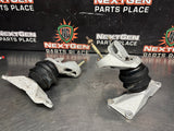2005 CADILLAC CTS-V ENGINE MOUNT BRACKET SET LH RH DRIVER AND PASS SIDE OEM 1587