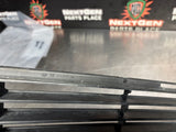 04-06 PONTIAC GTO FRONT LOWER GRILLE OEM #1167