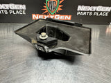 05-13 C6 CORVETTE 10352084 USED BATTERY TRAY OEM #704