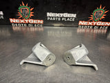 2006 C6 CORVETTE MOTOR MOUNT BRACKETS OEM 10349965/10349964 #1364