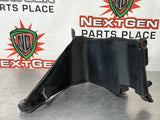 08 - 09 PONTIAC G8 AIR INLET PANEL HOUSING UPPER OUTER COVER TRIM 92201178 #400
