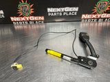 04-06 PONTIAC GTO RH PASS FRONT SEAT BELT PRE TENSIONER BUCKLE 92169321 OEM #987