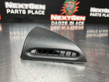 04-06 GTO PASSENGER RIGHT SIDE DOOR PANEL MIRROR VENT TRIM OEM 92091111 #762