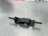 10-14 FORD MUSTANG REAR SEAT CENTER HINGE OEM 5R33-6360615-AA #367
