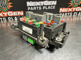 2004 CHEVY SILVERADO 5.3 GAS FUSE RELAY BOX 15201928-02 OEM #833