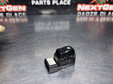 97-04 C5 CORVETTE FUEL DOOR RELEASE BUTTON 10276017 OEM #1425