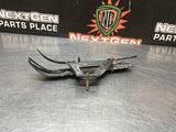 05-13 C6 CORVETTE RF PASSENGER SIDE FENDER TO BUMPER BRACKET 15230685 #1110
