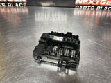 2011 GMC SIERRA 2500 UNDER DASH FUSE JUNCTION BOX 20813086 OEM #1047