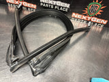 2005-2013 C6 CORVETTE FRONT WINDSHIELD FRAME WEATHER STRIP SEAL GASKET OEM #1407