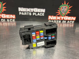 2015 GMC SIERRA 2500HD CABIN FUSE BLOCK 22925213 OEM #829