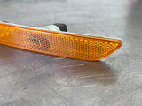2014 FORD MUSTANG GT FRONT BUMPER RIGHT FRONT SIDE MARKER LIGHT OEM #393