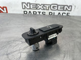 2018 FORD MUSTANG CONSOLE USB READER MODULE AND 12V LIGHTER SOCKET OEM #378