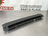 08-09 PONTIAC G8 UPPER DASH VENT PANEL W SUN LOAD SENSOR  92181518 OEM #417