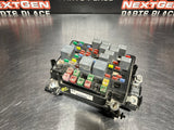 2004 CHEVY DURAMAX LLY FUSE BOX 15177120 OEM #820