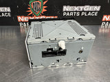 2006 CHEVY 3500 RADIO CD PLAYER OEM 15234915 #1342