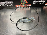 04 - 06 PONTIAC GTO FUEL DOOR RELEASE ASSEMBLY 92210031 #784
