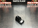 97-04 C5 CORVETTE FUEL RELEASE BUTTON 10276017 OEM #788