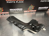 2001 C5 CORVETTE WINDSHIELD WASHER FLUID RESERVOIR W/ PUMP OEM 22154852 #708