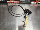05 - 13 C6 CORVETTE LH DRIVER DOOR LATCH ACTUATOR W/ RELEASE CASHMERE OEM #764