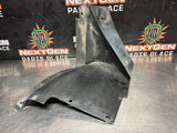 05 - 13 C6 CORVETTE RH WHEEL LINER RIGHT FRONT FENDER LINER OEM 15806318 #1407