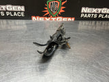 05-13 C6 CORVETTE RF PASSENGER SIDE FENDER TO BUMPER BRACKET 15230685 #1110