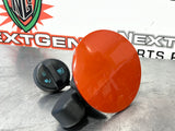 08 - 09 PONTIAC G8 GT FUEL DOOR GAS CAP COVER LID ASSEMBLY IGNITION ORANGE OEM 92213014 #397