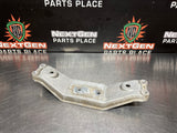 04-06 PONTIAC GTO TRANSMISSION AUTOMATIC CROSSMEMBER OEM 92184737 #901