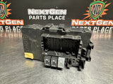 2015 CHEVY SILVERADO 3500 RH DASH FUSE BOX 23443944-02 #814