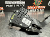 2015 CHEVY SILVERADO 3500 HD ELECTRONIC GAS PEDAL 20972082 OEM #814