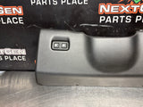 2007 C6 CORVETTE KNEE BOLSTER OEM #1520