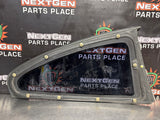 04-06 PONTIAC GTO LH DRIVER SIDE QUARTER PANEL WINDOW OEM #1438