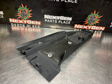 2011 CADILLAC CTS-V COUPE SHEILD ASSEMBLY DEFLECTOR COVER OEM 15856790 #4068
