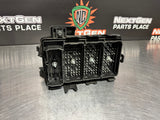 2007 C6 CORVETTE ENGINE BAY FUSE BOX OEM 21996326 #704
