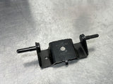 05-14 FORD MUSTANG REAR SEAT CENTER HINGE OEM 5R33-6360615-AA #393