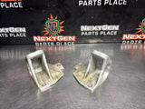 97-04 C5 CORVETTE MOTOR MOUNT BRACKETS 10260642 10260643 OEM #1380