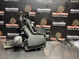 2016 FORD MUSTANG GT AIR INTAKE WITH MAF/ SOUNDTUBE FR3C-9600-BF OEM #1505