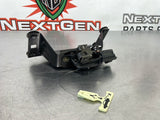 97-04 C5 CORVETTE CONVERTIBLE WATERFALL LATCH RELEASE WITH BRACKET 16642400 #361