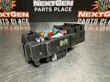 2015 CHEVY SILVERADO 3500 RH DASH FUSE BOX 23443944-02 #814